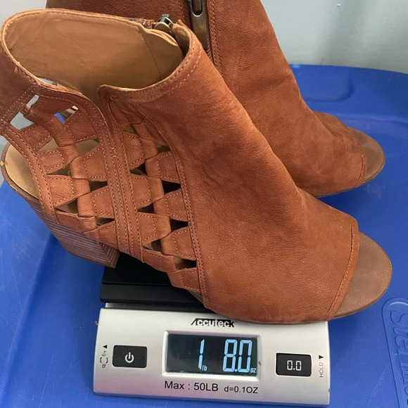 Franco Sarto Cute Cut-Out Peep Toe Booties Marty whiskey Brown size 9 - Picture 12 of 12